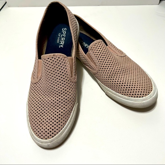 sperry seaside perf leather